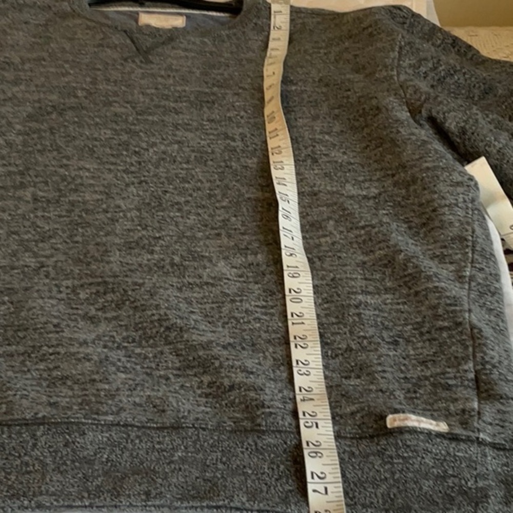 Weatherproof Gray Crewneck Sweater with Ribbed Details - Picture 6 of 8
